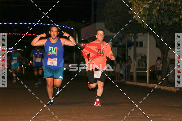Buy your photos of the event70 CORRIDA DE BRODOWSKI on Fotop