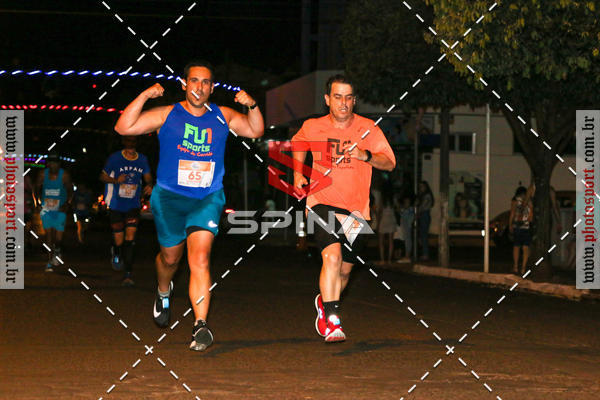 Buy your photos of the event70 CORRIDA DE BRODOWSKI on Fotop