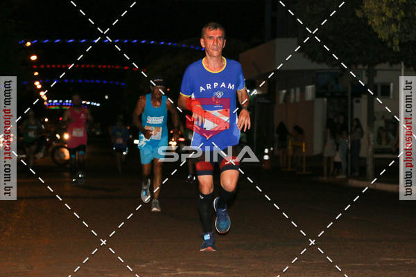 Buy your photos of the event70 CORRIDA DE BRODOWSKI on Fotop
