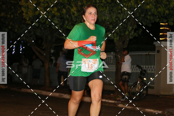 Buy your photos of the event70 CORRIDA DE BRODOWSKI on Fotop