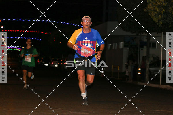 Buy your photos of the event70 CORRIDA DE BRODOWSKI on Fotop