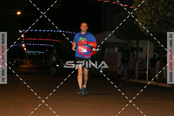 Buy your photos of the event70 CORRIDA DE BRODOWSKI on Fotop