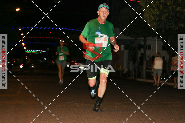 Buy your photos of the event70 CORRIDA DE BRODOWSKI on Fotop