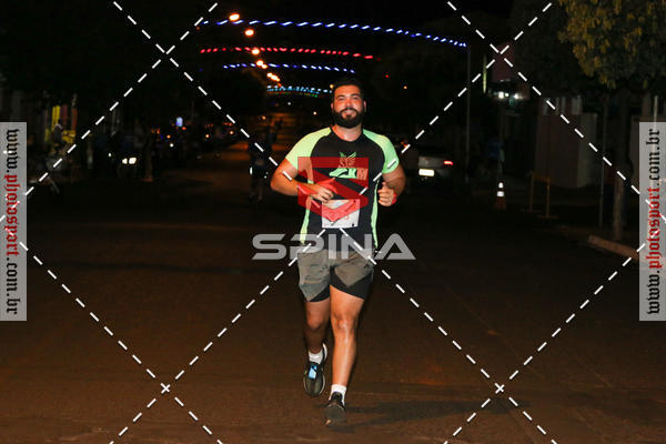 Buy your photos of the event70 CORRIDA DE BRODOWSKI on Fotop