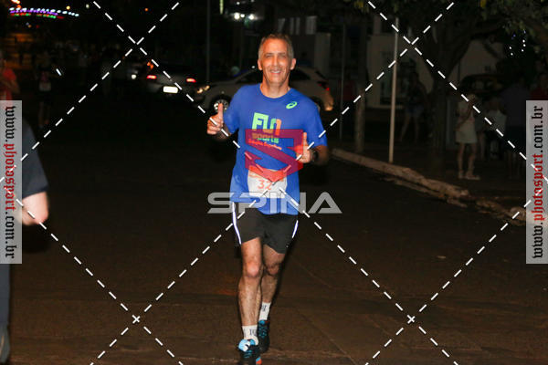 Buy your photos of the event70 CORRIDA DE BRODOWSKI on Fotop