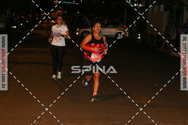 Buy your photos of the event70 CORRIDA DE BRODOWSKI on Fotop