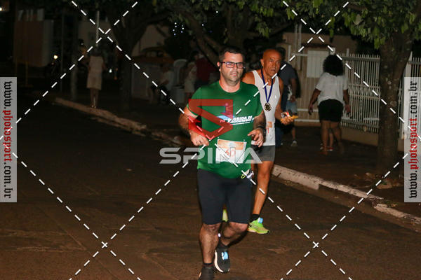 Buy your photos of the event70 CORRIDA DE BRODOWSKI on Fotop
