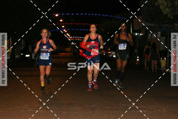 Buy your photos of the event70 CORRIDA DE BRODOWSKI on Fotop