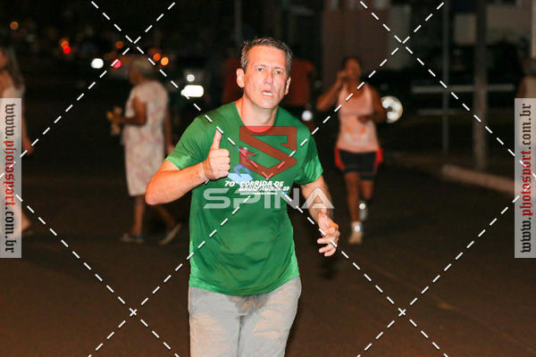 Buy your photos of the event70 CORRIDA DE BRODOWSKI on Fotop