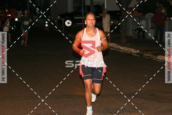 Buy your photos of the event70 CORRIDA DE BRODOWSKI on Fotop