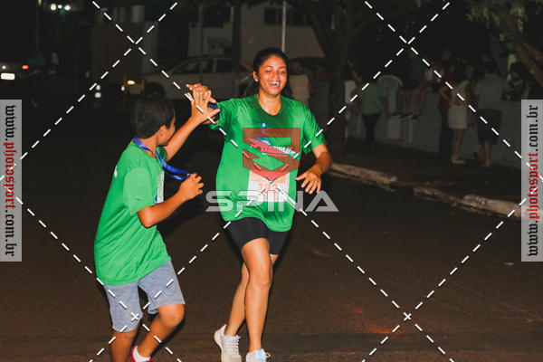 Buy your photos of the event70 CORRIDA DE BRODOWSKI on Fotop