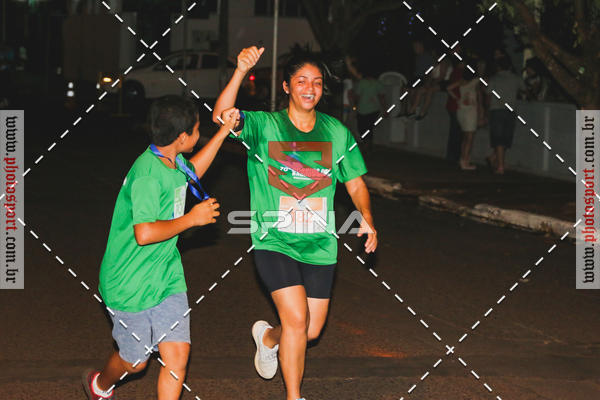 Buy your photos of the event70 CORRIDA DE BRODOWSKI on Fotop