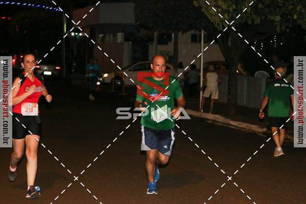 Buy your photos of the event70 CORRIDA DE BRODOWSKI on Fotop