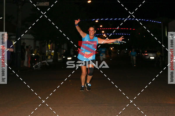 Buy your photos of the event70 CORRIDA DE BRODOWSKI on Fotop