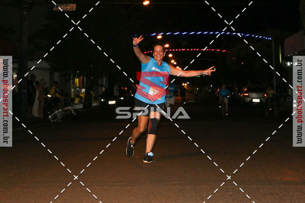 Buy your photos of the event70 CORRIDA DE BRODOWSKI on Fotop