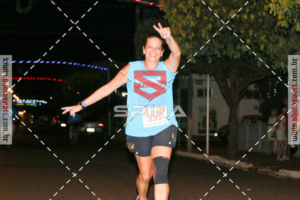 Buy your photos of the event70 CORRIDA DE BRODOWSKI on Fotop