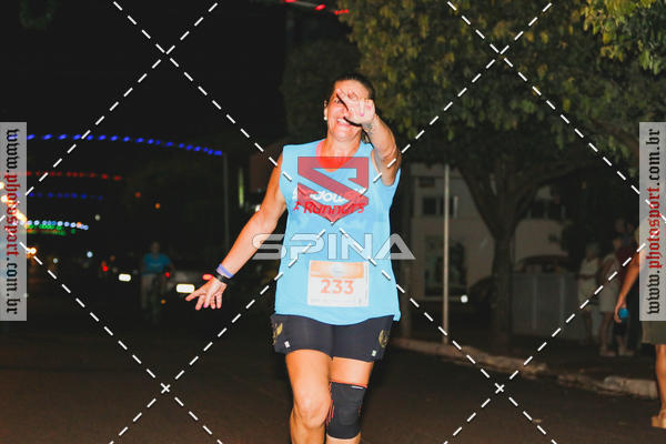 Buy your photos of the event70 CORRIDA DE BRODOWSKI on Fotop