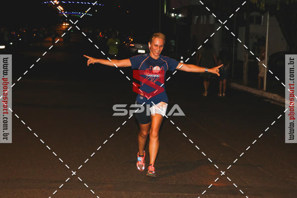 Buy your photos of the event70 CORRIDA DE BRODOWSKI on Fotop