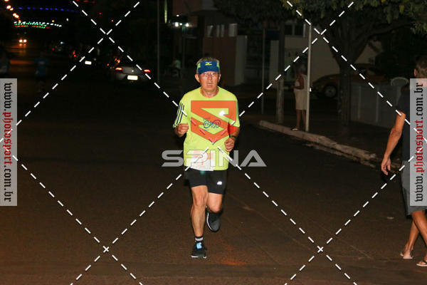 Buy your photos of the event70 CORRIDA DE BRODOWSKI on Fotop