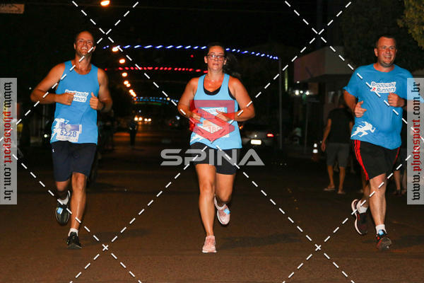 Buy your photos of the event70 CORRIDA DE BRODOWSKI on Fotop