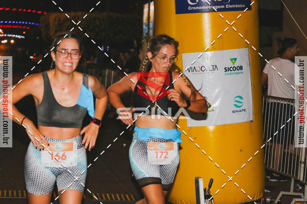 Buy your photos of the event70 CORRIDA DE BRODOWSKI on Fotop