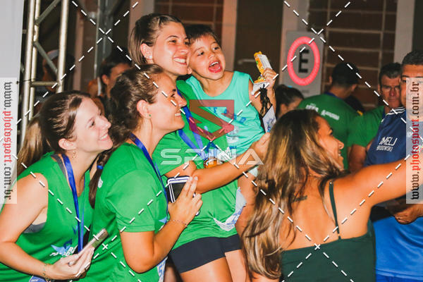 Buy your photos of the event70 CORRIDA DE BRODOWSKI on Fotop