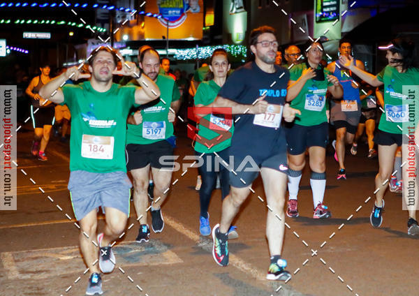 Buy your photos of the event70 CORRIDA DE BRODOWSKI on Fotop