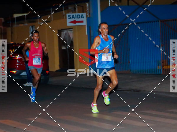 Buy your photos of the event70 CORRIDA DE BRODOWSKI on Fotop