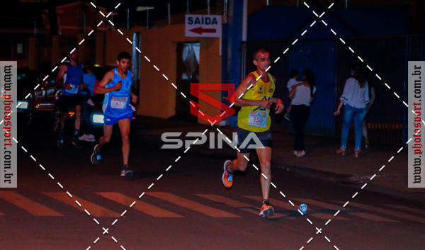 Buy your photos of the event70 CORRIDA DE BRODOWSKI on Fotop