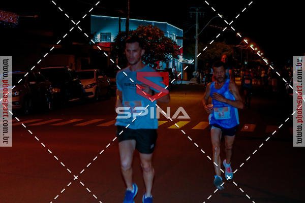 Buy your photos of the event70 CORRIDA DE BRODOWSKI on Fotop