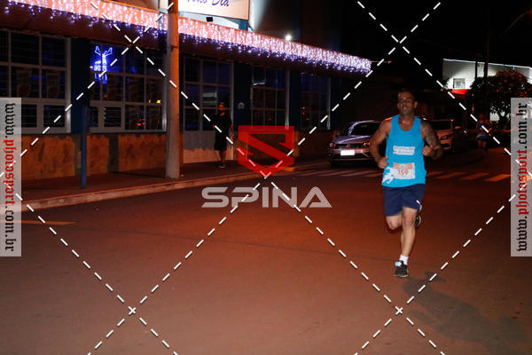 Buy your photos of the event70 CORRIDA DE BRODOWSKI on Fotop