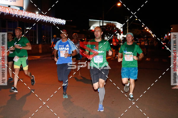 Buy your photos of the event70 CORRIDA DE BRODOWSKI on Fotop