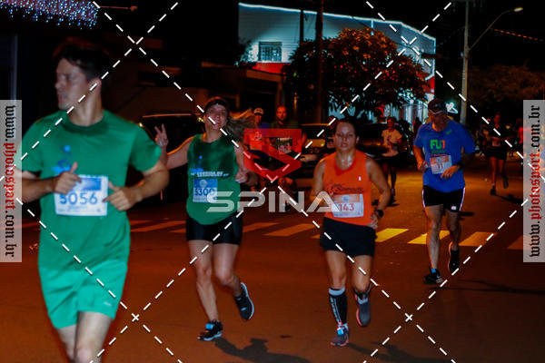 Buy your photos of the event70 CORRIDA DE BRODOWSKI on Fotop