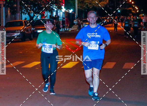 Buy your photos of the event70 CORRIDA DE BRODOWSKI on Fotop