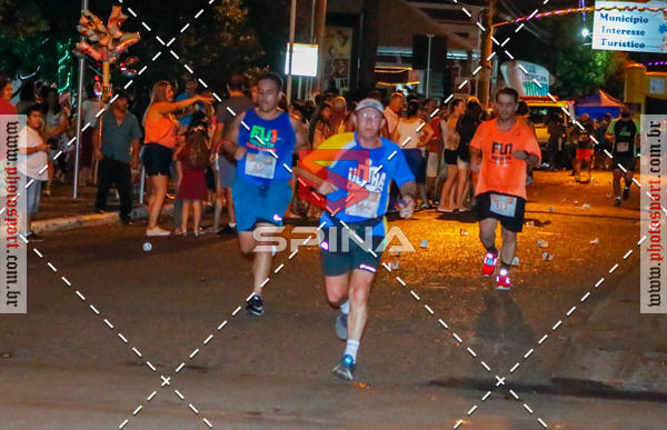 Buy your photos of the event70 CORRIDA DE BRODOWSKI on Fotop