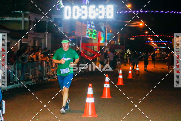 Buy your photos of the event70 CORRIDA DE BRODOWSKI on Fotop