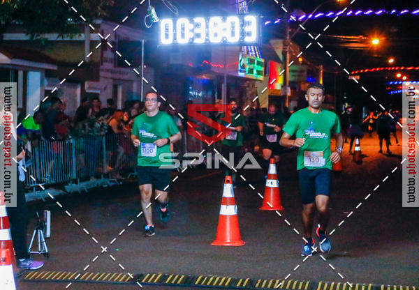 Buy your photos of the event70 CORRIDA DE BRODOWSKI on Fotop