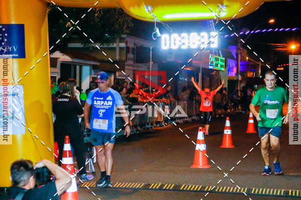 Buy your photos of the event70 CORRIDA DE BRODOWSKI on Fotop