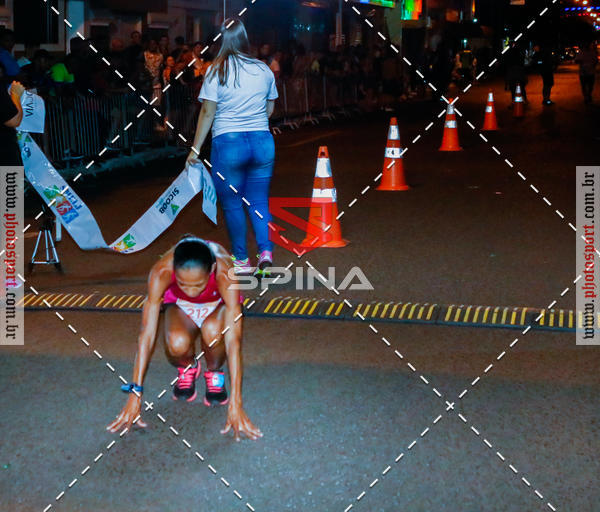 Buy your photos of the event70 CORRIDA DE BRODOWSKI on Fotop