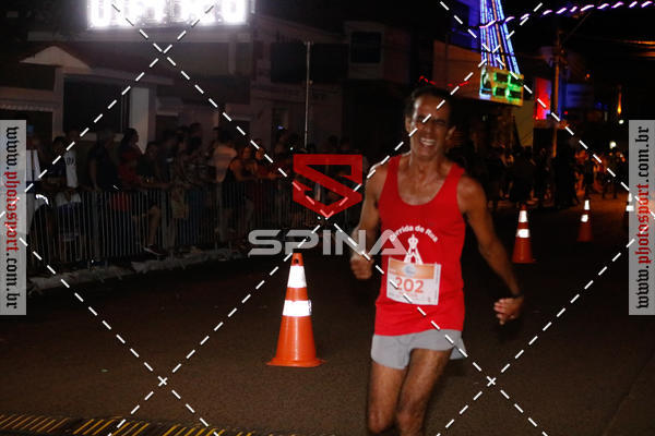 Buy your photos of the event70 CORRIDA DE BRODOWSKI on Fotop