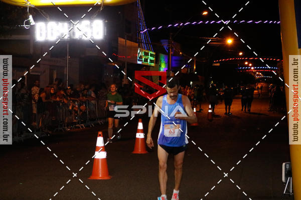 Buy your photos of the event70 CORRIDA DE BRODOWSKI on Fotop