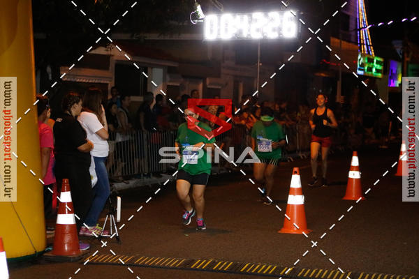 Buy your photos of the event70 CORRIDA DE BRODOWSKI on Fotop