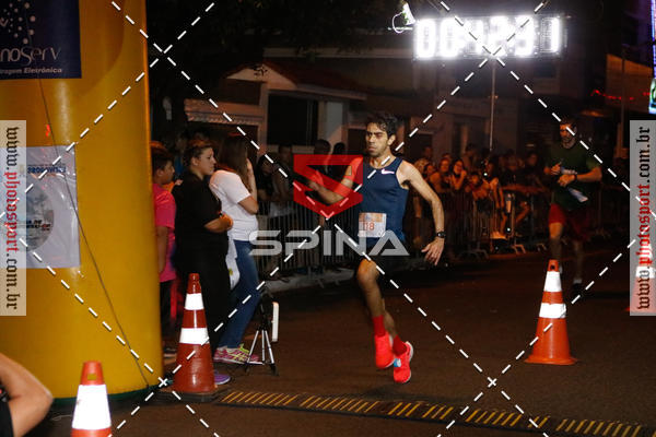 Buy your photos of the event70 CORRIDA DE BRODOWSKI on Fotop