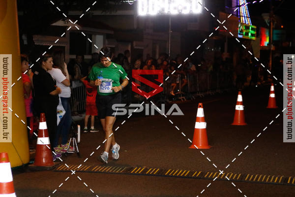 Buy your photos of the event70 CORRIDA DE BRODOWSKI on Fotop