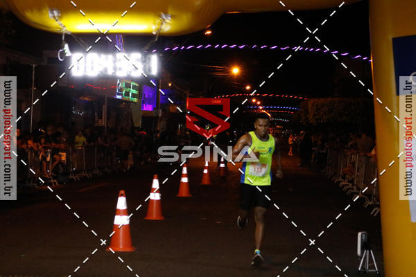 Buy your photos of the event70 CORRIDA DE BRODOWSKI on Fotop