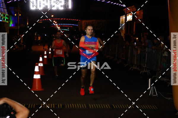 Buy your photos of the event70 CORRIDA DE BRODOWSKI on Fotop