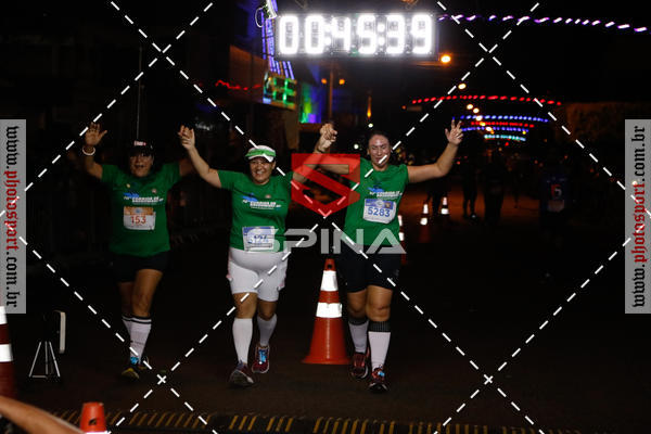 Buy your photos of the event70 CORRIDA DE BRODOWSKI on Fotop