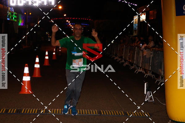 Buy your photos of the event70 CORRIDA DE BRODOWSKI on Fotop