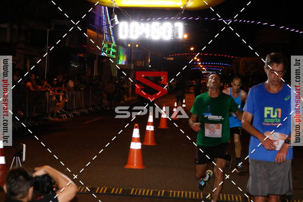 Buy your photos of the event70 CORRIDA DE BRODOWSKI on Fotop