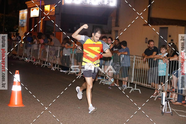 Buy your photos of the event70 CORRIDA DE BRODOWSKI on Fotop